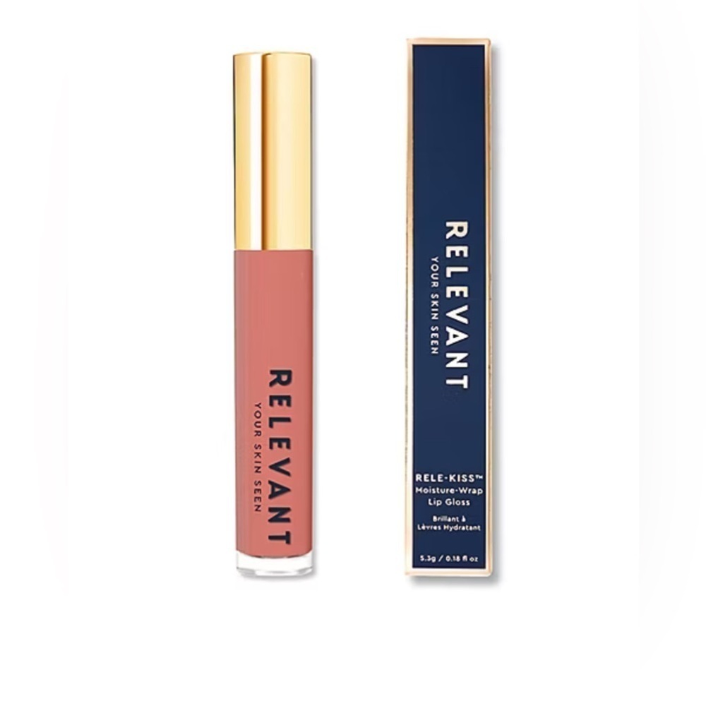 Relevant Grapefruit Soft Pink Rele-Kiss Moisture-Wrap Lip Gloss. New In Box